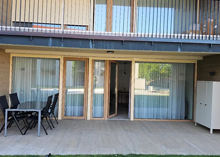 Novi Vino Apartament *